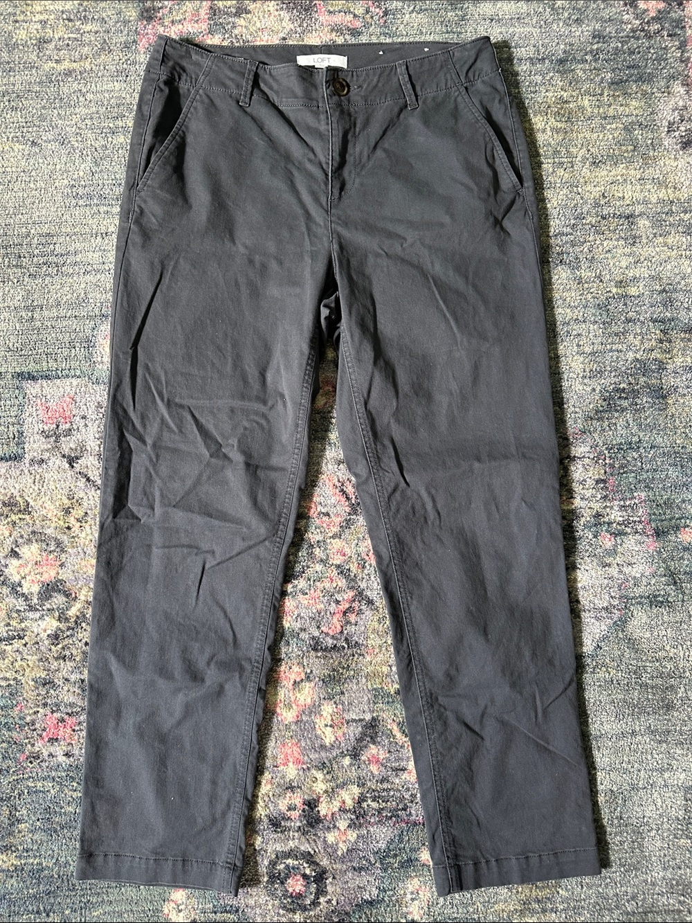LOFT Women’s 4 The Monroe Slim Straight Chinos in Charcoal Like New
